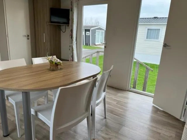 Luxe stacaravan Middelkerke Camping